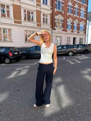 Nora Low Waist Pants - Dark Blue
