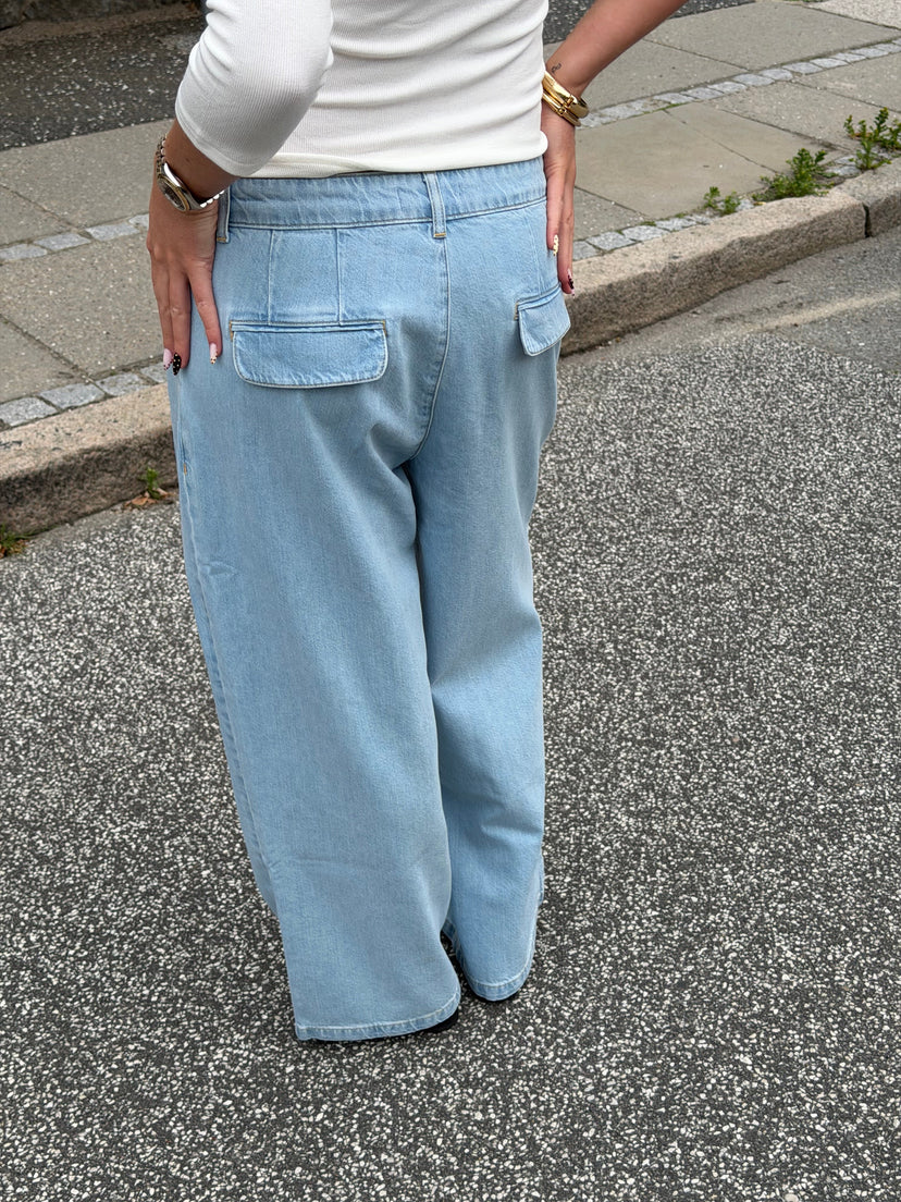 Nora Denim Jeans - Light Blue