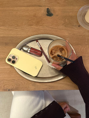 Iphone 16 Pro Cover -  Butter Yellow
