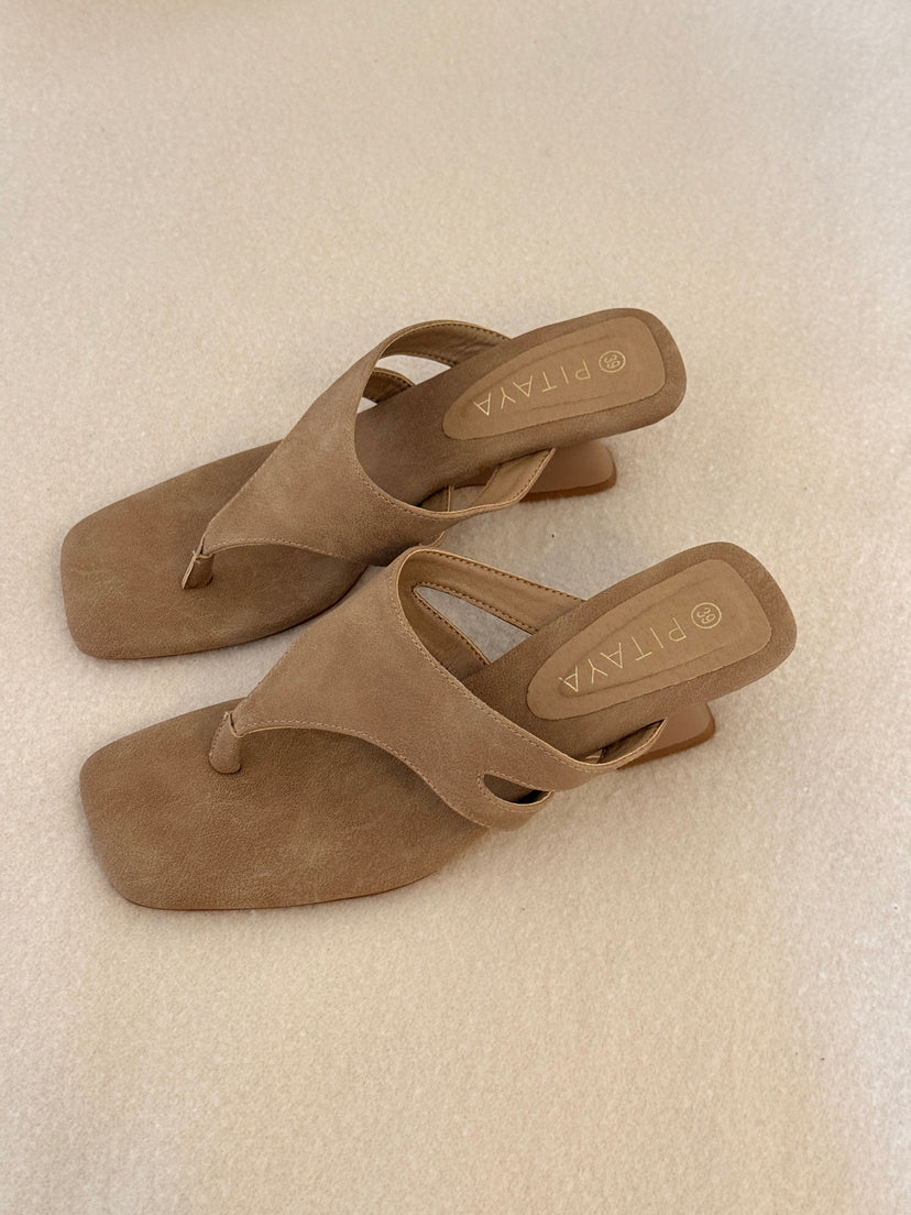 Ditte Plateau Slingback Heels - Dark Beige