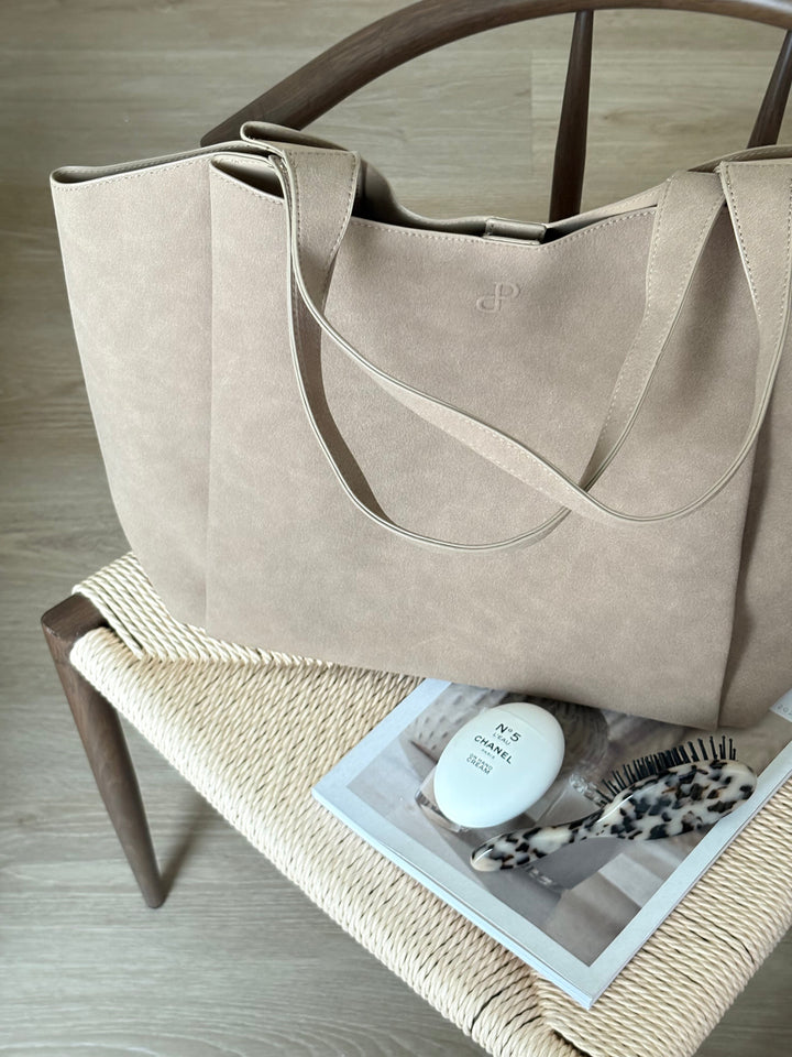 Sophia Bag Medium - Faux Suede Warm Grey